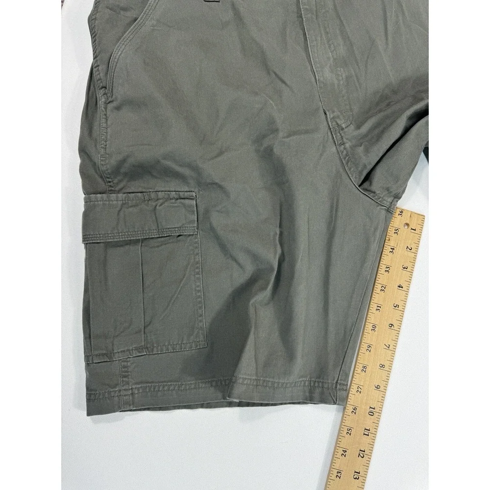 Wrangler Mens 40 Cargo Shorts Green NWT Hiking Gorpcore Utility Workwear 60CMWNL